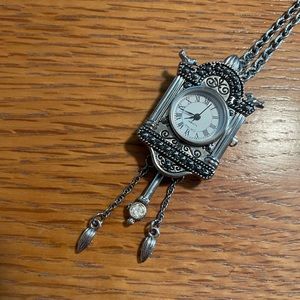 Vintage clock Neckless